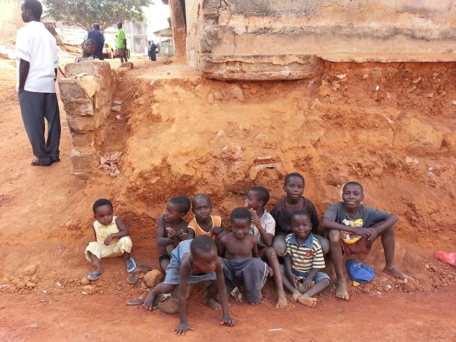 ../previews/013-AFRIKA-1-2013 343.jpg.medium.jpeg