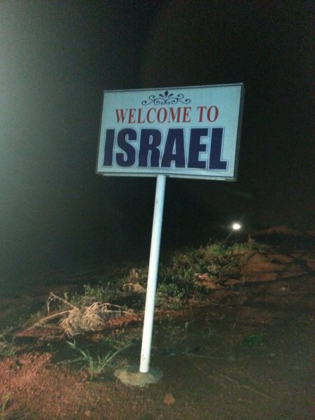 ../previews/025-AFRIKA-1-2013 386.jpg.medium.jpeg