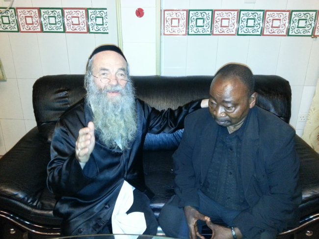 ../previews/027-AFRIKA-1-2013 389.jpg.medium.jpeg