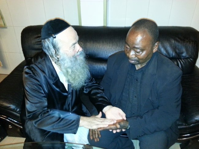 ../previews/029-AFRIKA-1-2013 392.jpg.medium.jpeg