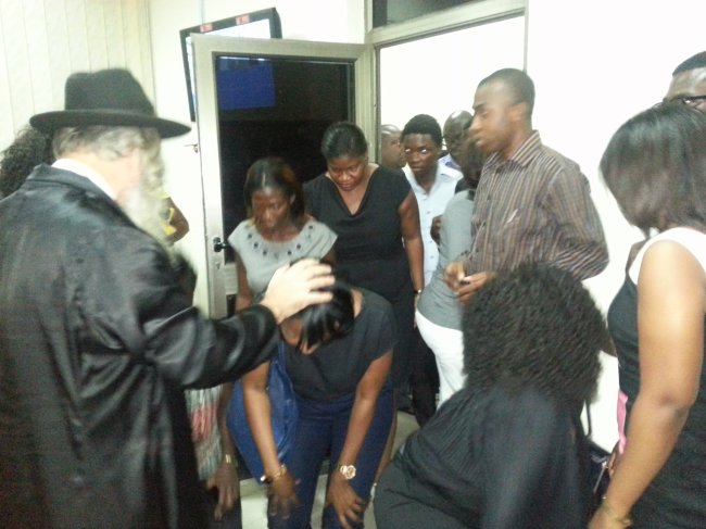 ../previews/052-AFRIKA-1-2013 1092.jpg.medium.jpeg