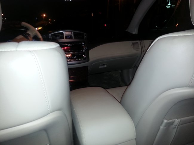 ../previews/053-AFRIKA-1-2013 1096.jpg.medium.jpeg