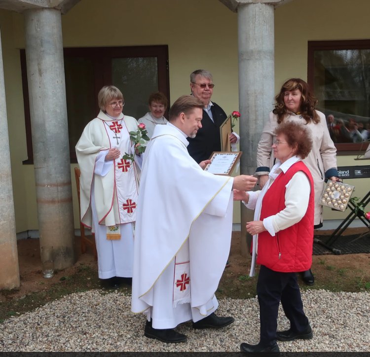 ../previews/008-02-10 00-04-24.png.medium.jpeg